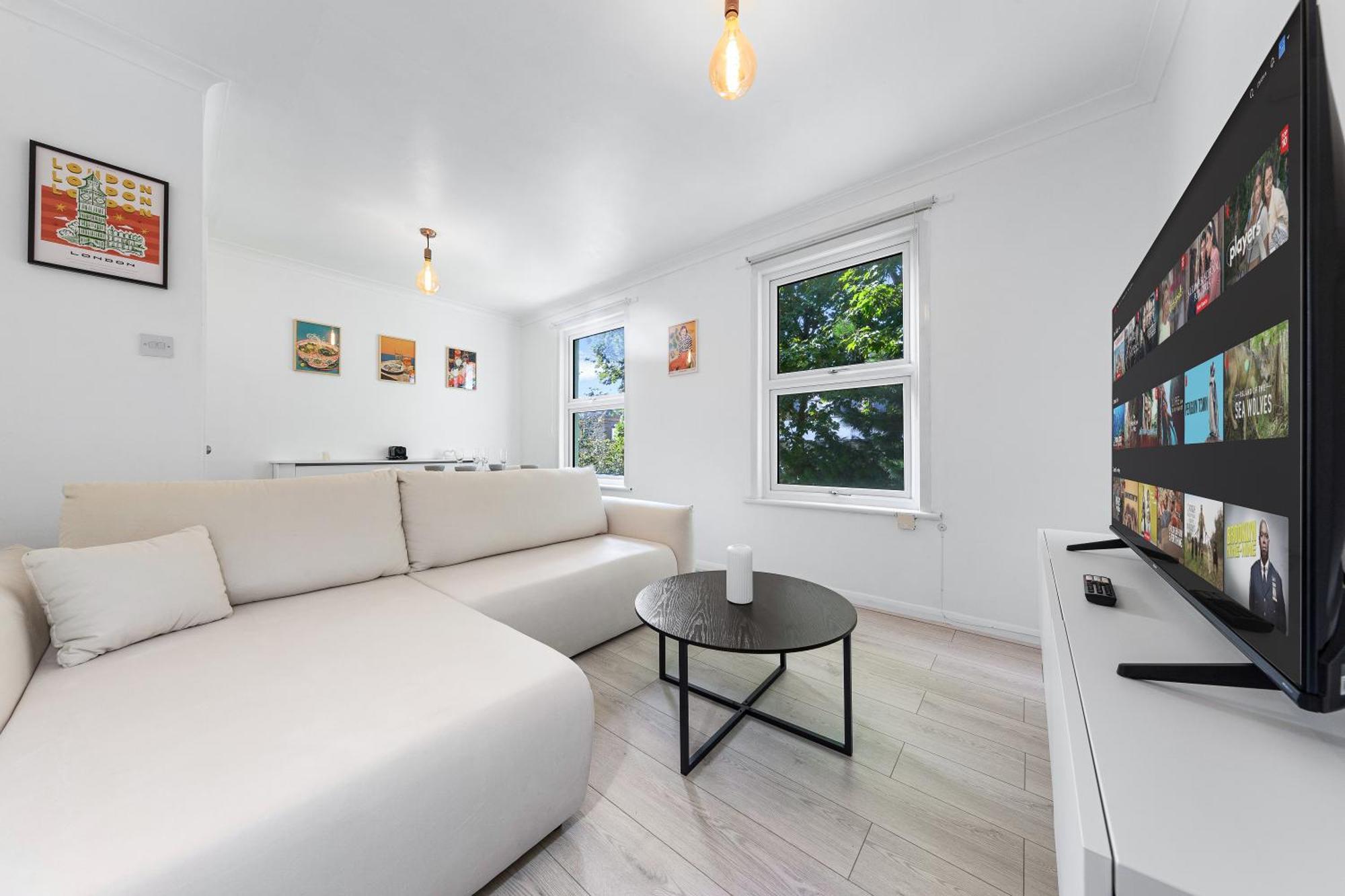 Stylish Flat Near Tower Bridge & London Bridge Appartement Buitenkant foto